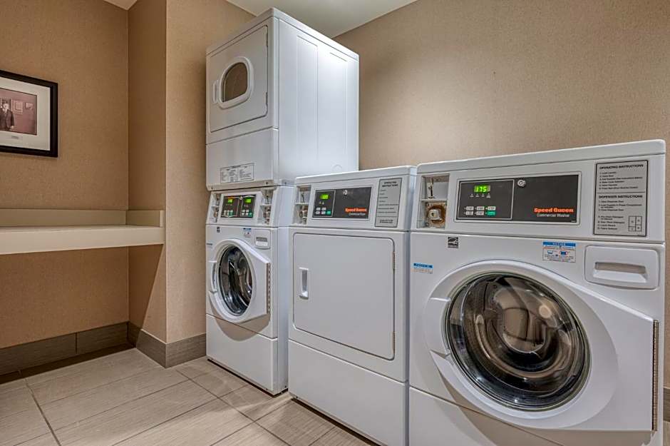 Holiday Inn - Terre Haute By IHG