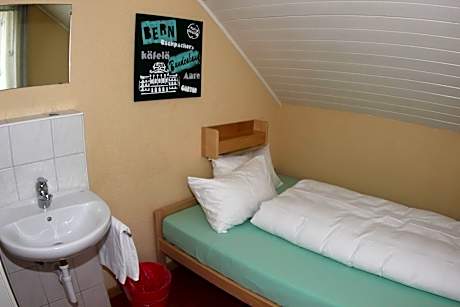 Small Double Room with Shared Bathroom