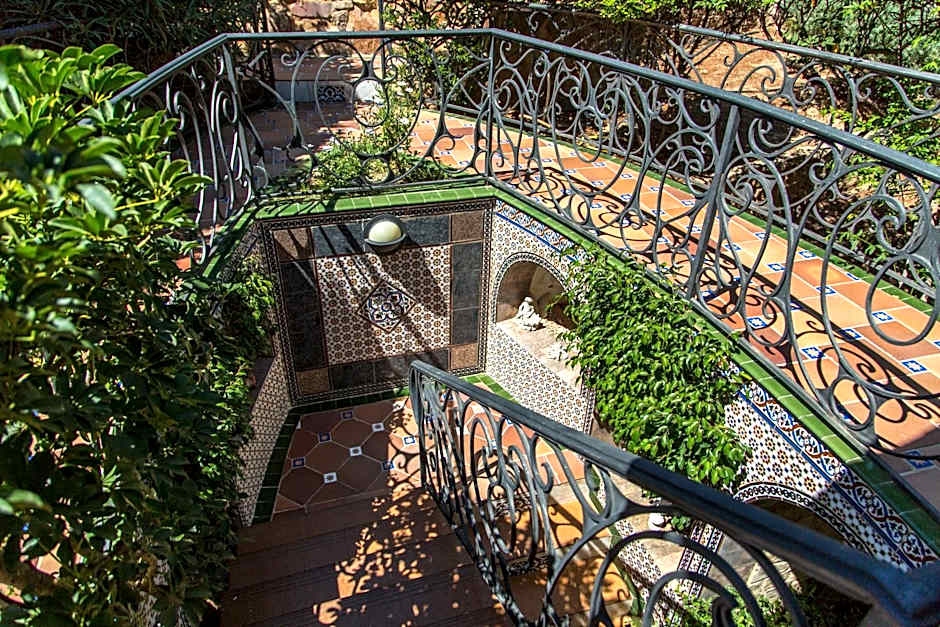 Apartamentos Gaudi Style