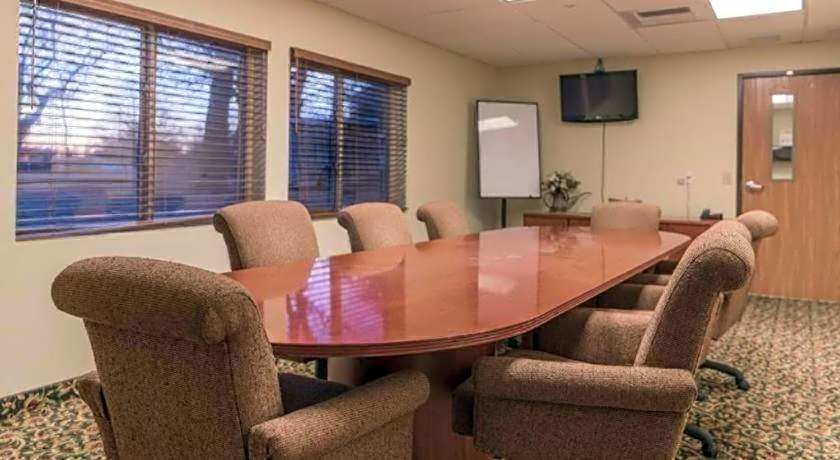 Supertel Inn & Conference Center