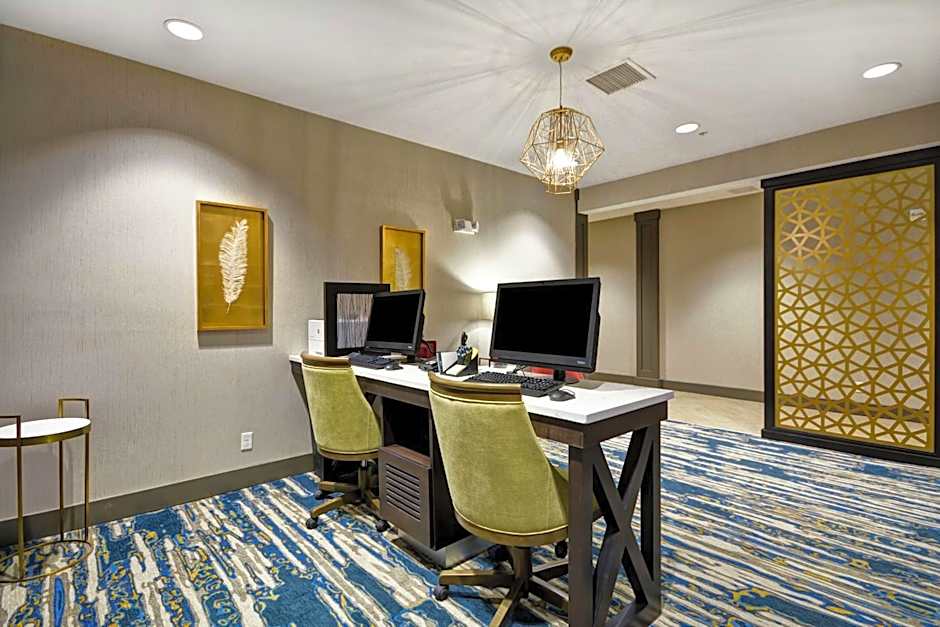 Homewood Suites By Hilton Warren Detroit