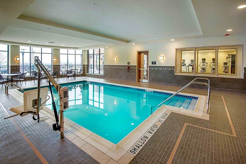 Hilton Garden Inn Pittsburgh Airport South-Robinson Mall