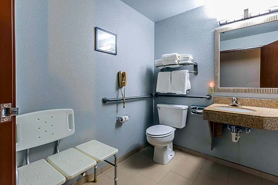 Comfort Inn Alton Near I-255