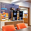 Holiday Inn Express & Suites Lancaster by IHG