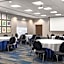 Holiday Inn Express & Suites Aurora By IHG