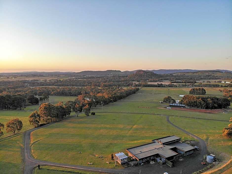 Hanging Rock Views