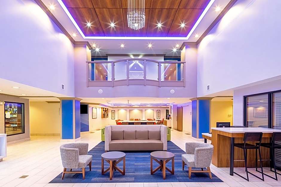 Holiday Inn Express Coventry S - West Warwick Area By IHG
