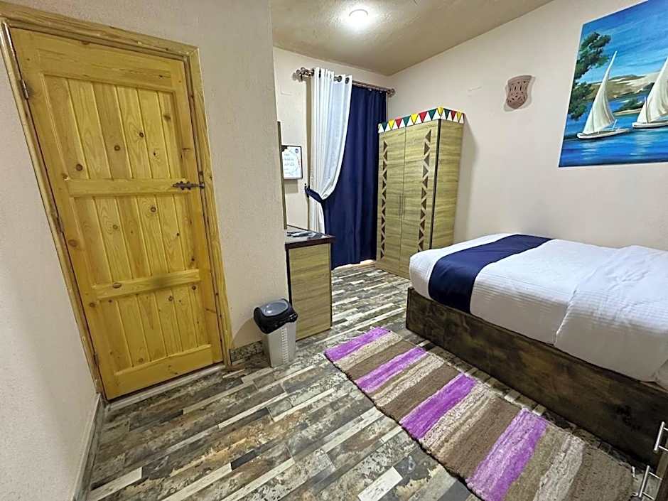 ACHERTOD Nubian House