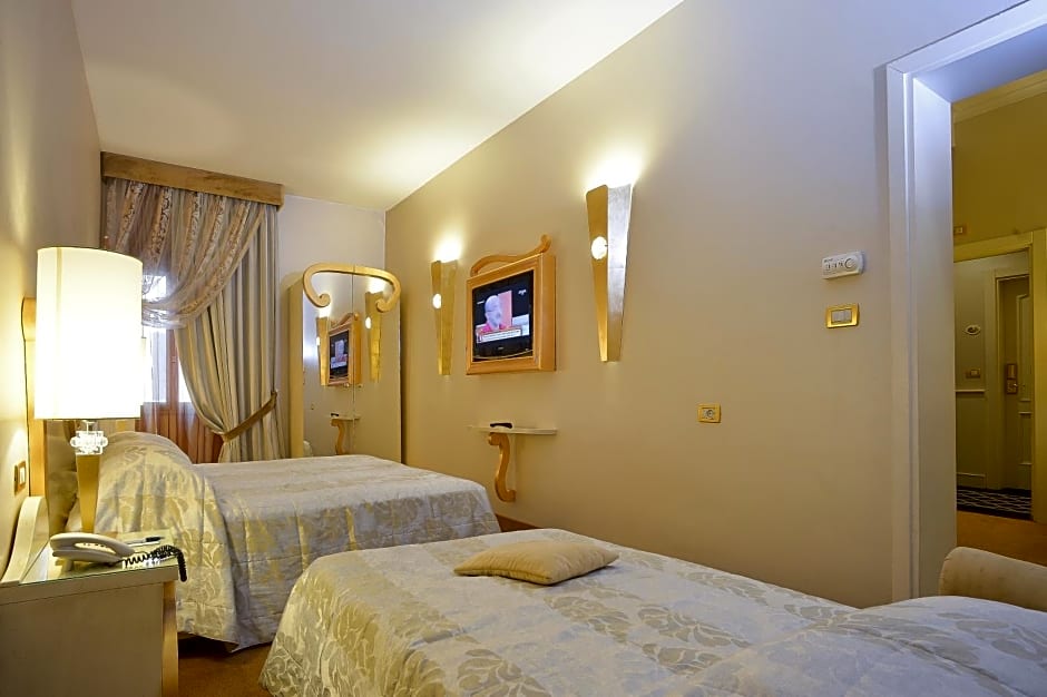 Zanhotel Tre Vecchi