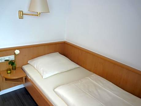 Budget Single Room