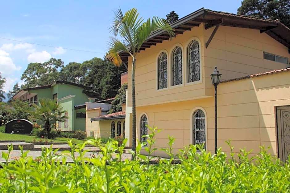 Hotel Portales Del Campestre