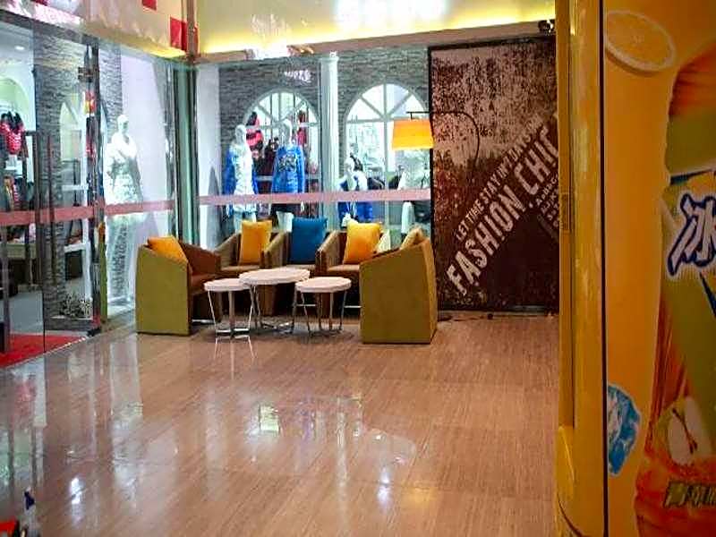 IU Hotel Neijiang High-speed Passenger Terminal Qiujiazui Overpass