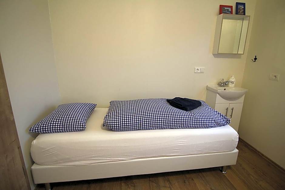 CJA Guesthouse