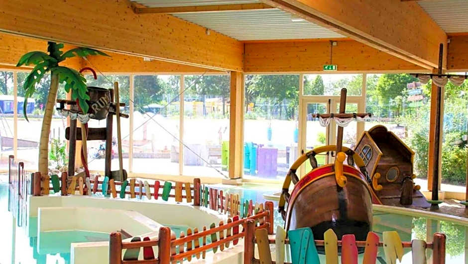 Vechtdalchalet de Berk, 5 sterrenpark Capfun Stoetenslagh