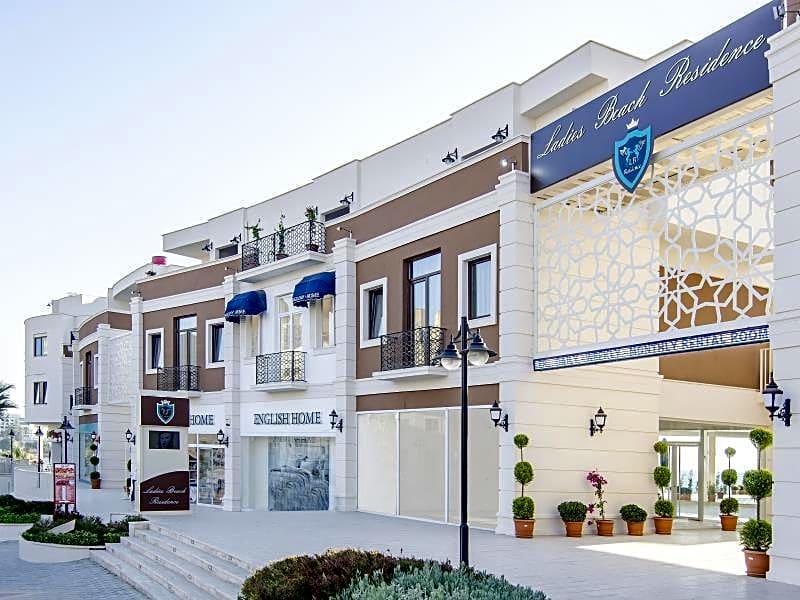 Ladies Beach Suit Otel