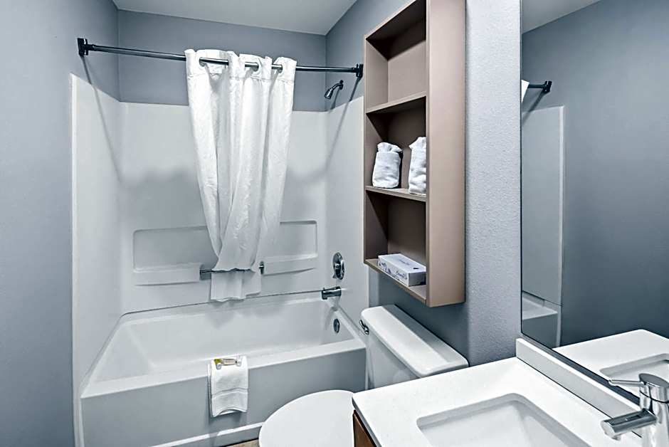 Microtel Inn & Suites by Wyndham Greensboro
