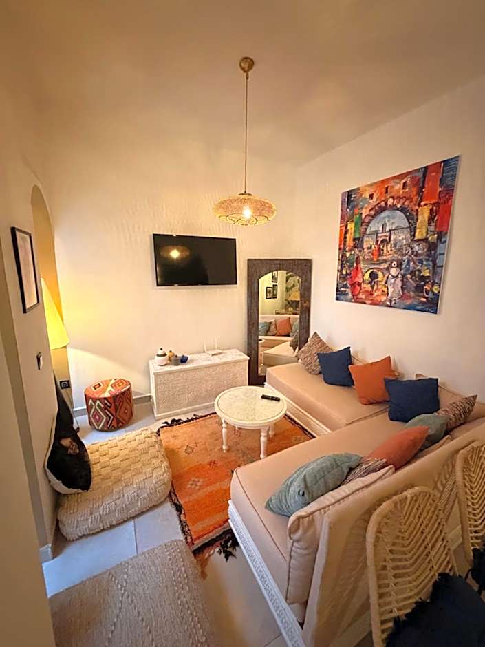 Magnifique Riad Julilu Privatise au coeur de la Medina 11P