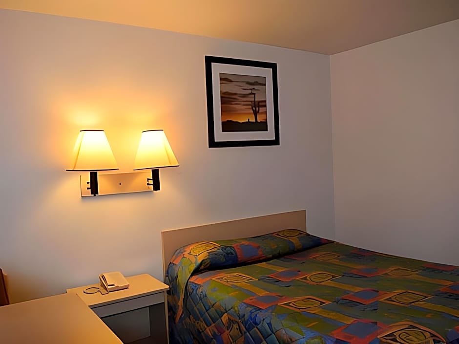 Knights Inn - Grand Rapids MI