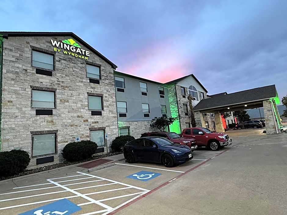 Wingate by Wyndham College Station South