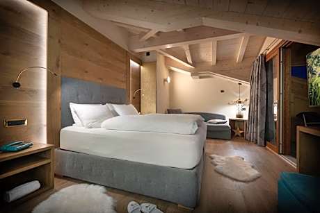 Deluxe Junior Suite