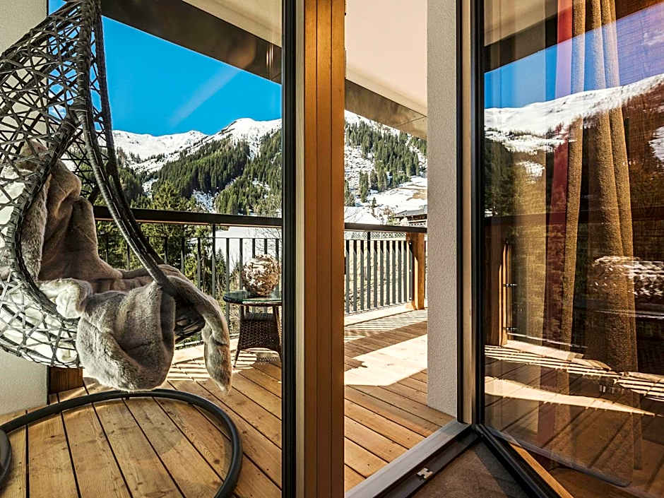 Hotel Bergkristall Zillertal - Adults Only