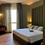 Panoramic Hotel Plaza
