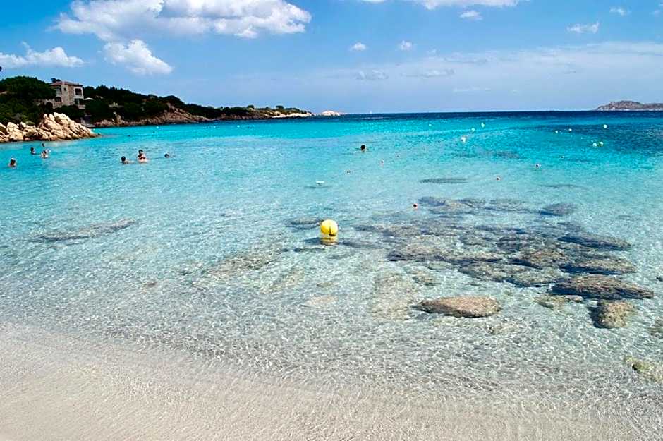 Residence a Golfo di Marinella a 450 mt dal mare