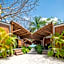 Casa Aakal Lagoon Front