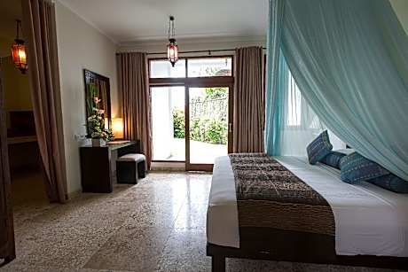 Suite with Private Garden