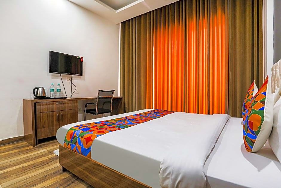FabHotel Sky Rise Inn