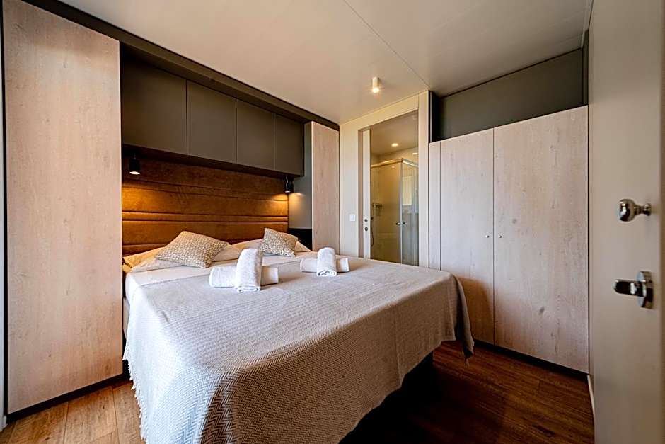 Mobile Homes Camp Perna - Adriatic Kampovi