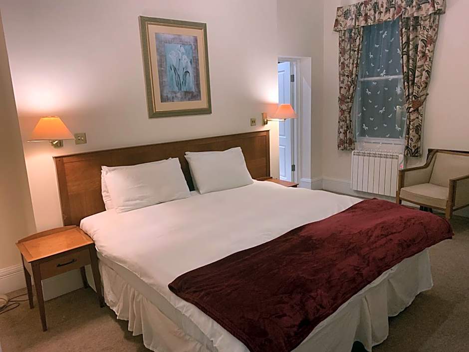 Photo 1 of 3 of Double Room
