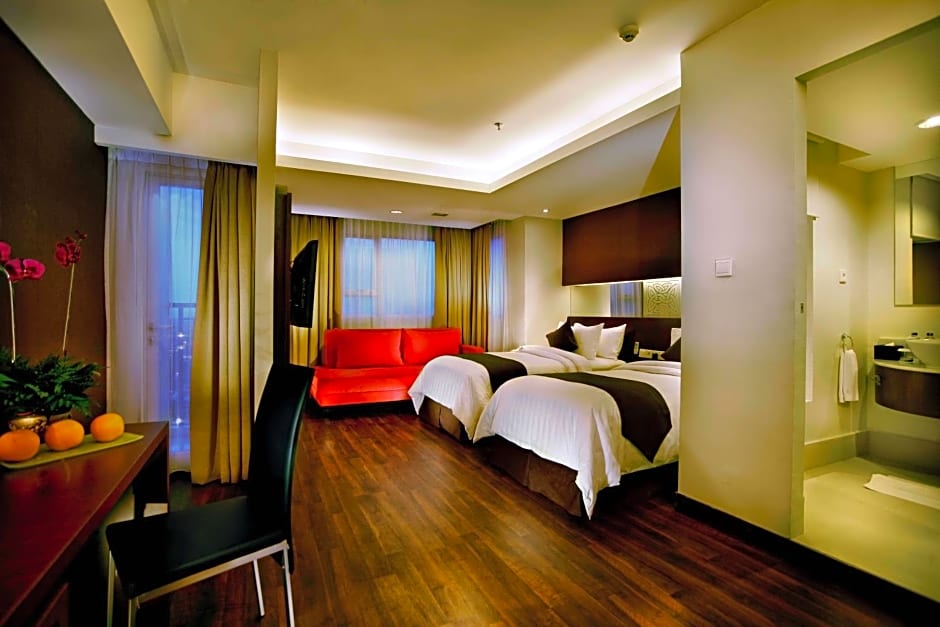 Aston Pluit Hotel & Residence