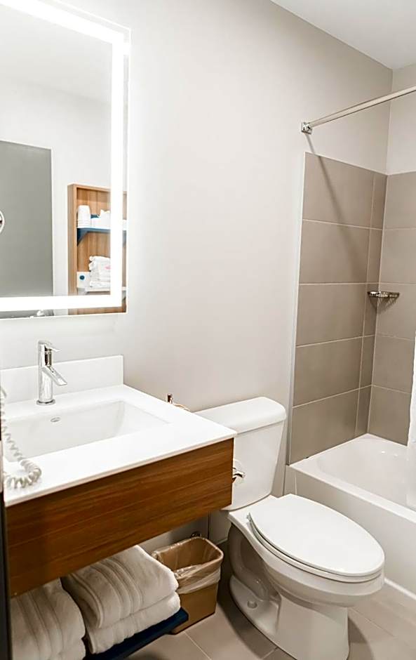 Microtel Inn & Suites by Wyndham Milford