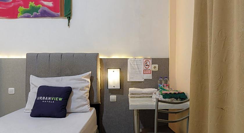 Urbanview Hotel Delima 101 Syariah