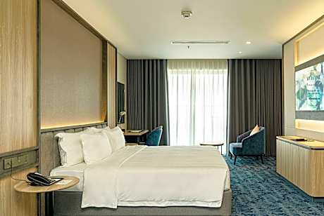 Premier Suite, 1 King Bed, Ocean View