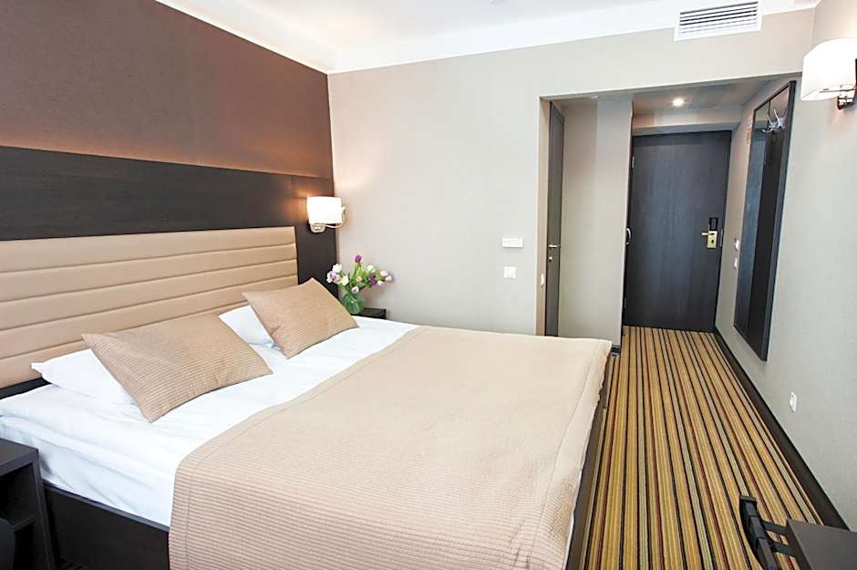 Premier Hotel Rus