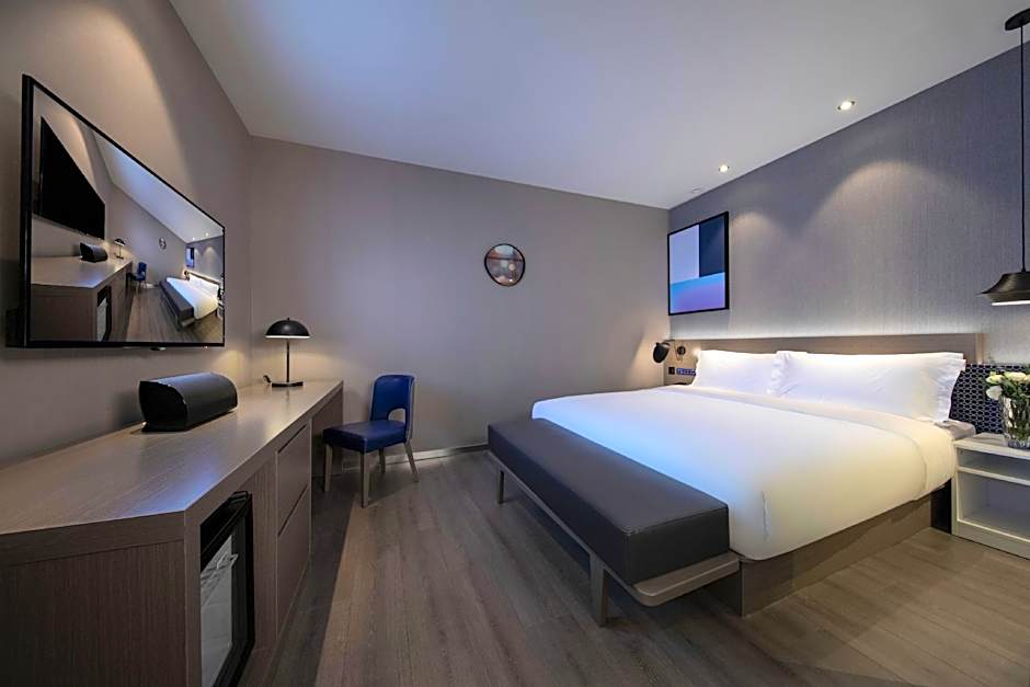 Orange Hotel Jinji Lake in Suzhou Center
