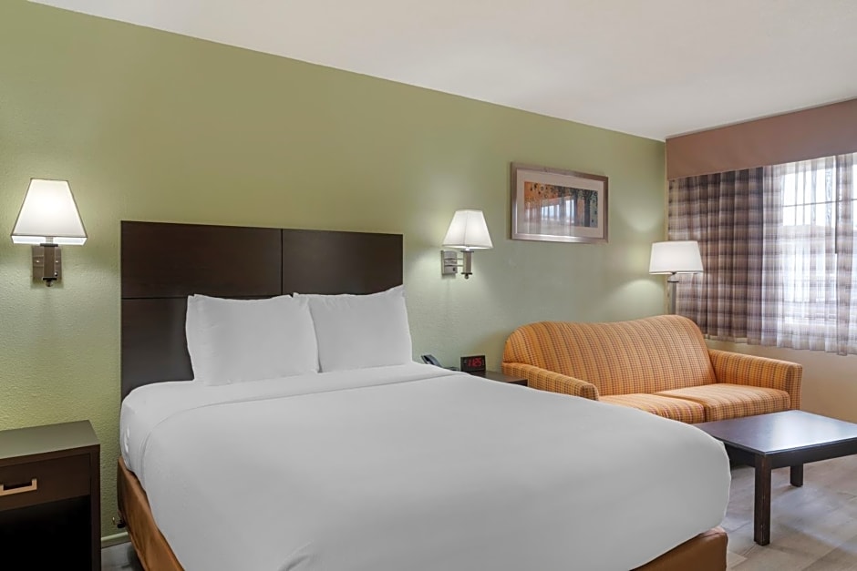 University Inn and Suites Eugene