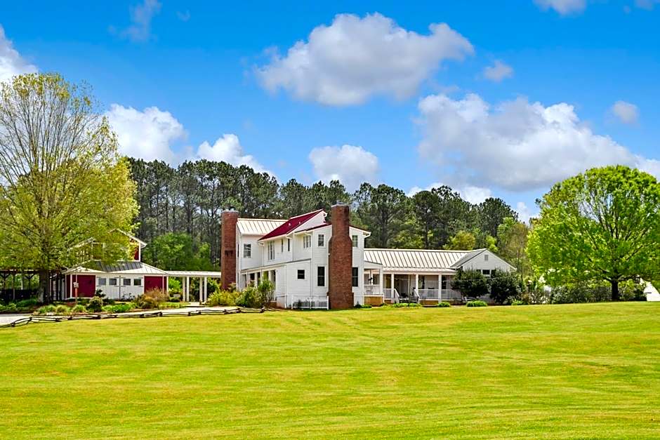 The Farmhouse Inn