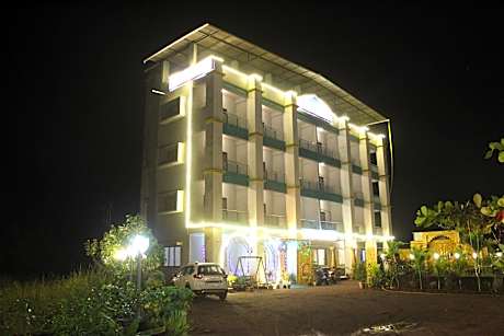 Hotel Kavijay Sea View & Spa