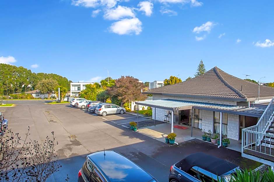 Ellerslie Palms Motel