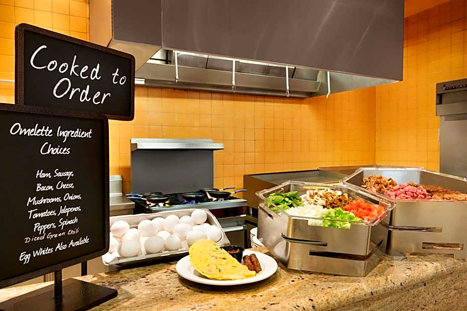 Embassy Suites by Hilton Albuquerque