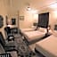 Hotel Crown Inn