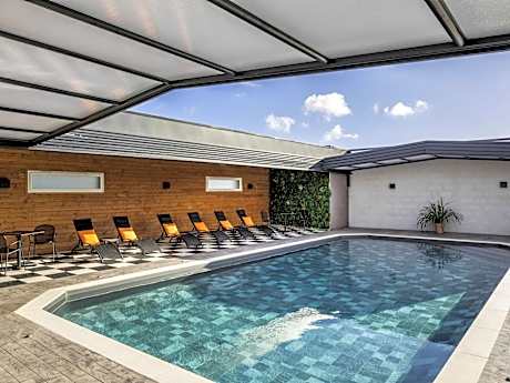 ibis Saint-Nazaire - Trignac