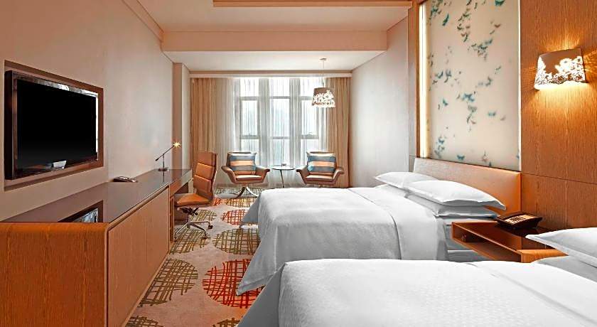 Four Points by Sheraton Luohe