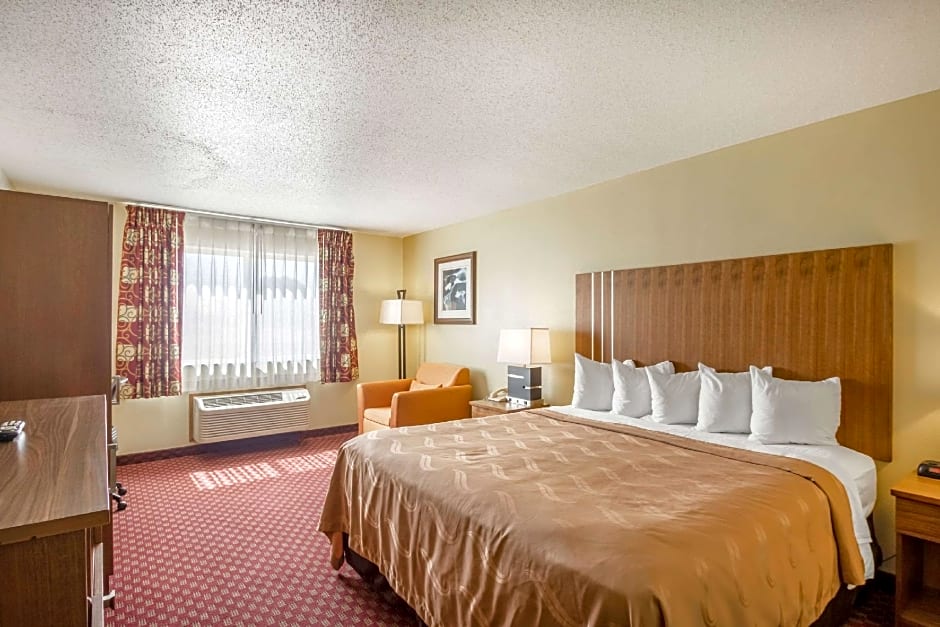 Quality Inn Mineral Point