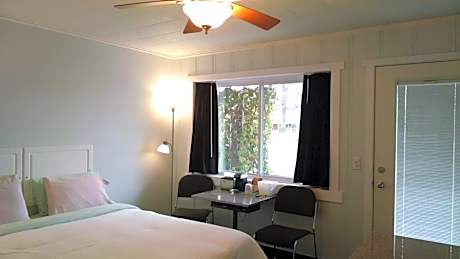 Queen Room