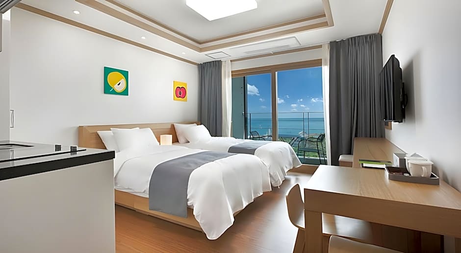 Familia Hotel
