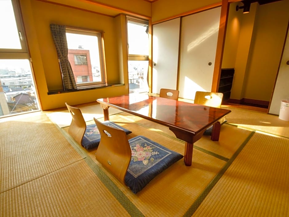 Photo 1 of 12 of Standard Japanese-Style Room